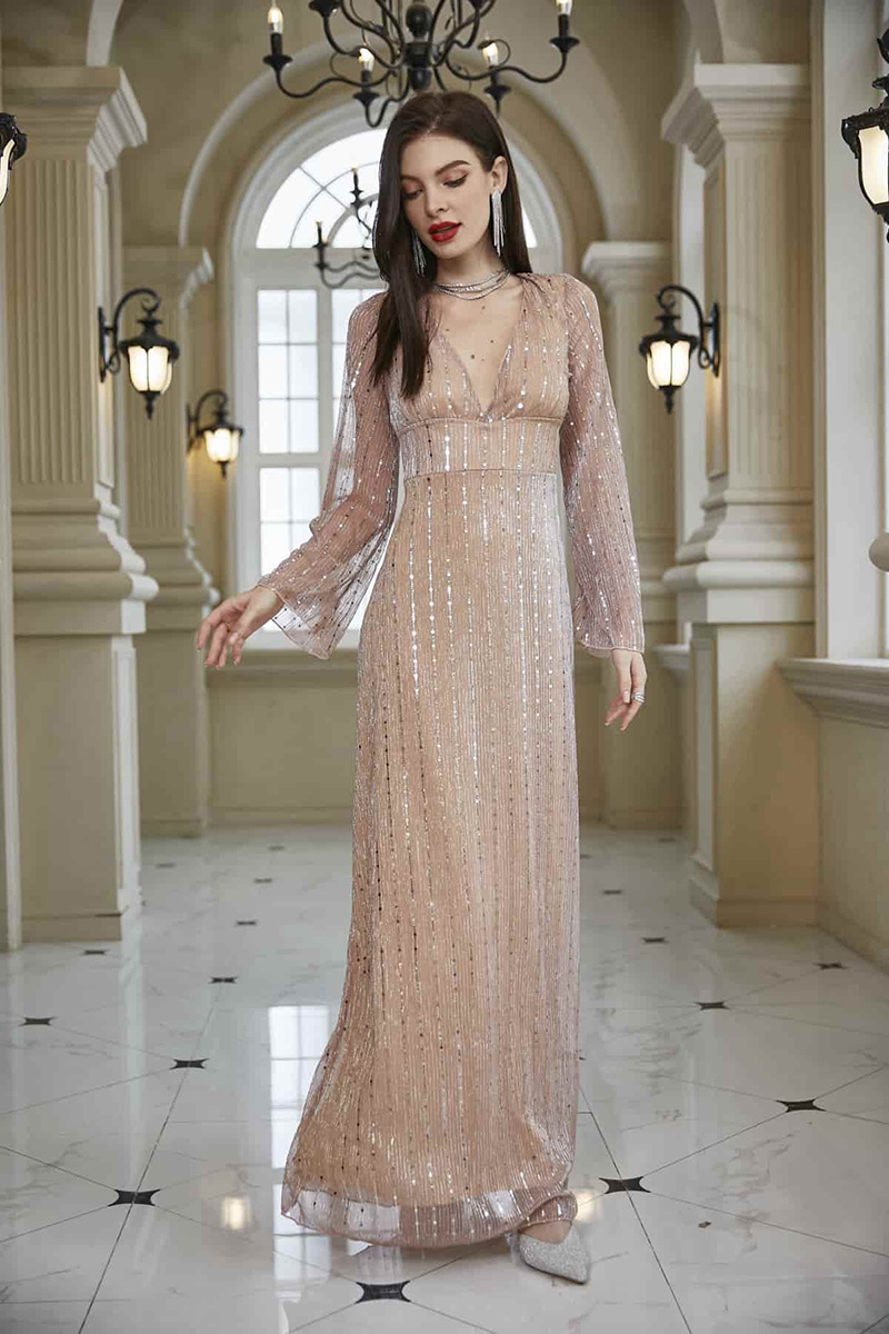 V Neck Mother Of The Bride Dresses Long Sleeve Lace Ruffles Floor Length Women Shiny Formal Party Wedding Guest Special Ocn Tail Dress Gowns 403