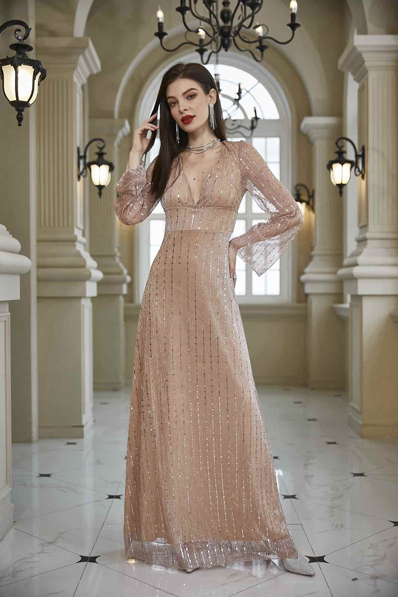 V Neck Mother Of The Bride Dresses Long Sleeve Lace Ruffles Floor Length Women Shiny Formal Party Wedding Guest Special Ocn Tail Dress Gowns 403