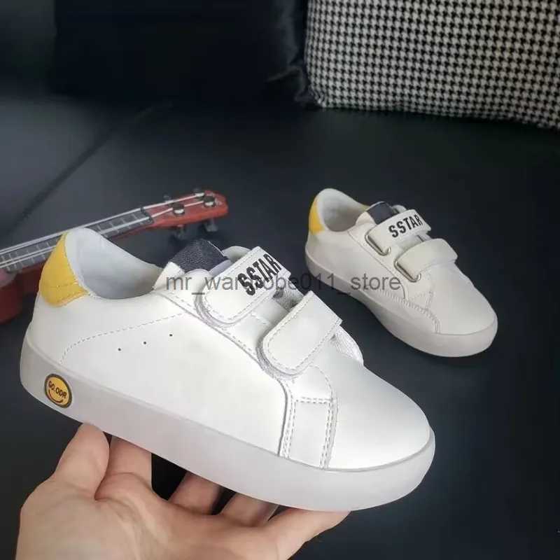 Athletic Outdoor Kids Sneakers 2023 Autumn Girls Sport Running Chunky Trainers Toddler Children Casual Star Shoes Fashion Glitter Soft Sole Q231003 XJ