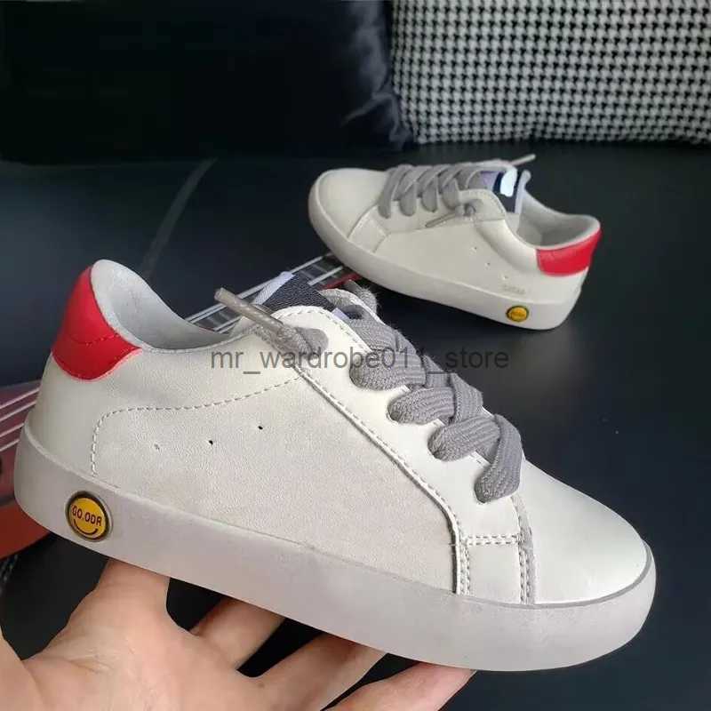 Athletic Outdoor Kids Sneakers 2023 Autumn Girls Sport Running Chunky Trainers Toddler Children Casual Star Shoes Fashion Glitter Soft Sole Q231003 XJ