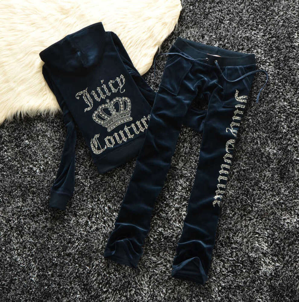 Juicy Apple Women's Tracksuits 2023 Summer Brand Sewing sets Velvet Velour Women Track Suit Hoodies And Pants Met Advanced Design Casual sty s