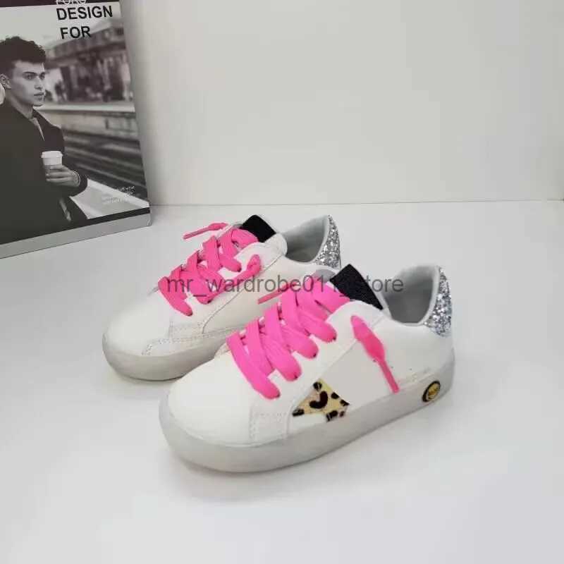 Athletic Outdoor Kids Sneakers 2023 Autumn Girls Sport Running Chunky Trainers Toddler Children Casual Star Shoes Fashion Glitter Soft Sole Q231003 XJ