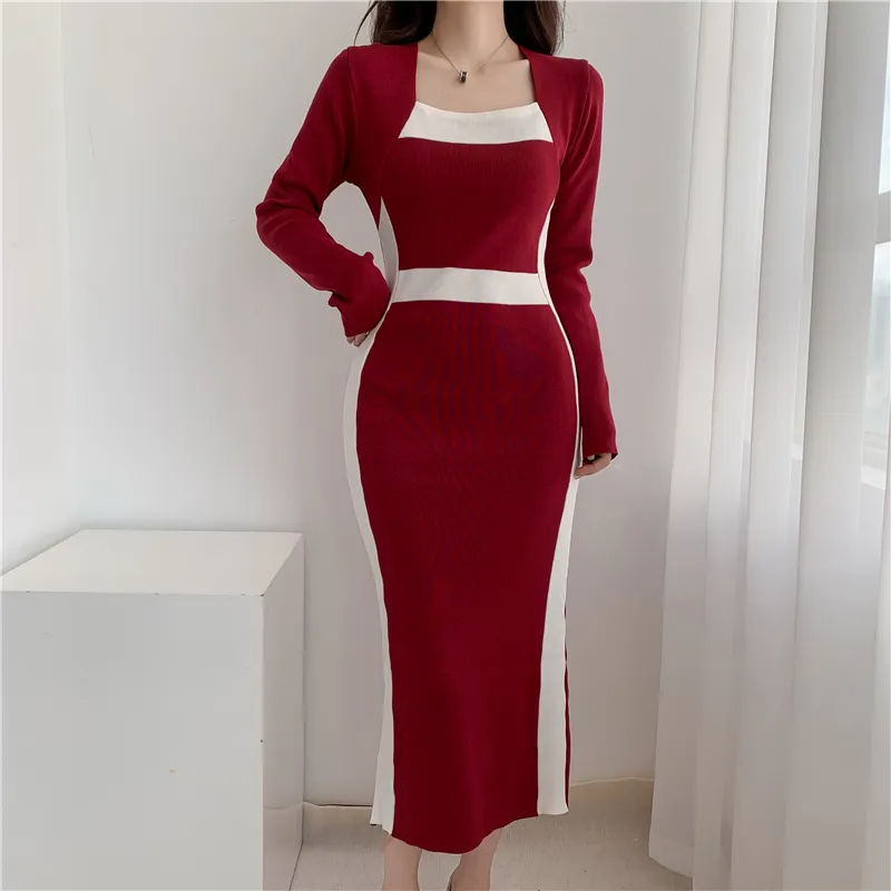 Basic Casual Dresses New Autumn Winter French Long Sleeve Black White Color Matching Sweater Dress Women Slim Waist Celebrity Knit Long Dress 2024