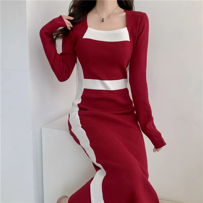 Basic Casual Dresses New Autumn Winter French Long Sleeve Black White Color Matching Sweater Dress Women Slim Waist Celebrity Knit Long Dress 2024