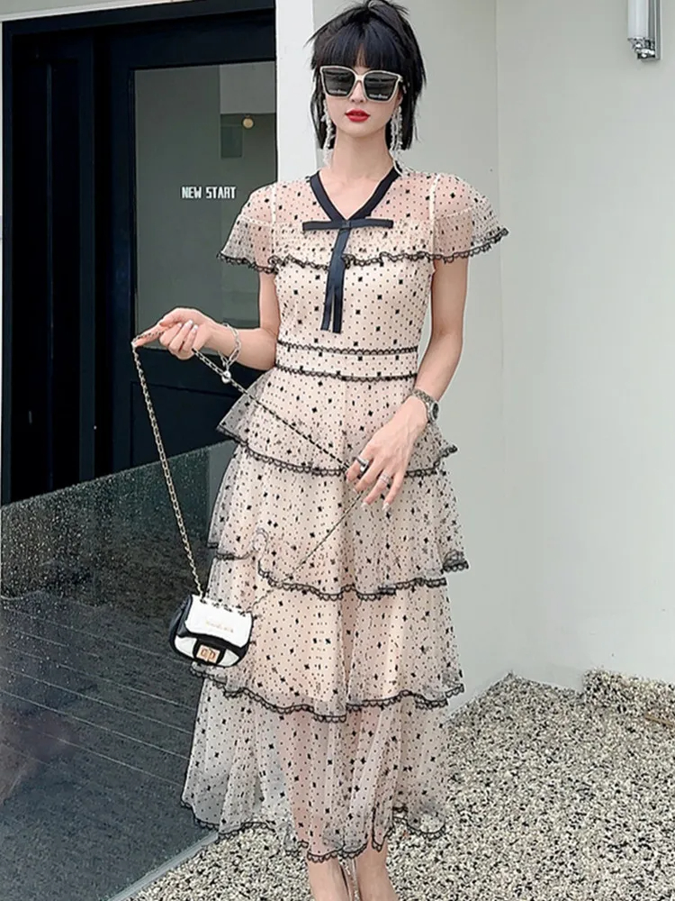 Basic Casual Dresses New Fashion Light Luxury Dot Flocking Mesh Patchwork Cake Dress Women Short Sleeve Temperament Long Dresses Vestidos 2024