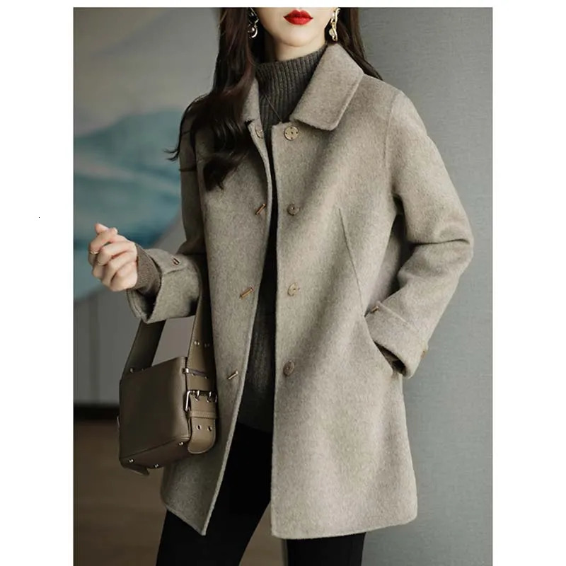 Womens Wool Blends Autumn Winter Woolen Coat Slim Fashion Office Lady Square Collar Single Breasted Coats Widewaisted Pocket 230928