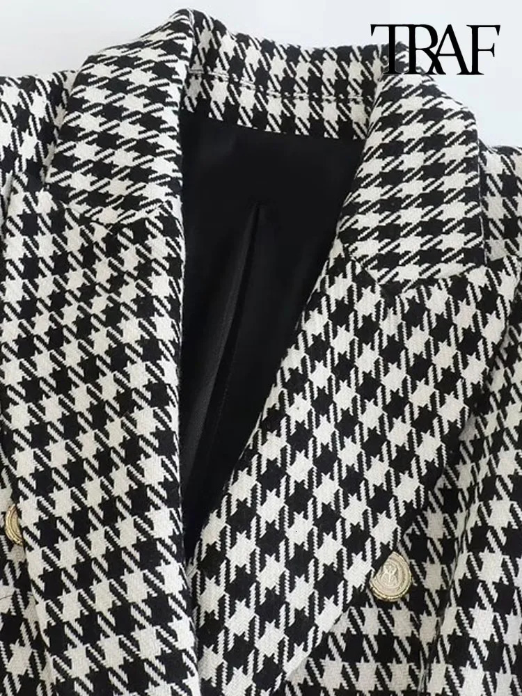 Women's Suits Blazers TRAF Women Fashion Double Breasted Houndstooth Blazer Coat Vintage Long Sleeve Flap Pockets Female Outerwear Chic Vestes 23