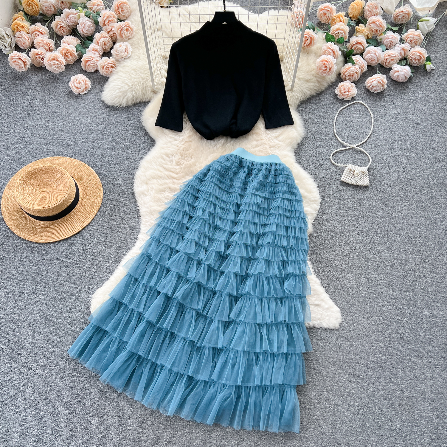 Autumn Womens Two Piece Dresses Women O-Neck Solid Knitting Black Tops High Waist A-E Multilayer Cascading Skirt Suit Runway 2 Pieces Matching Set 202