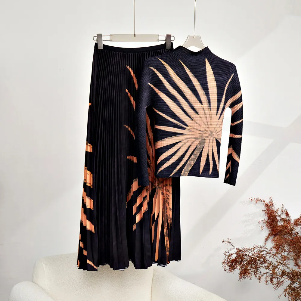 Two Piece Dress 2 Piece Sets Women Outfits Autumn Stretch Slimming Miyake Pleated Long Sleeve Vintage Printed Tops Long Skirt Suits 2024