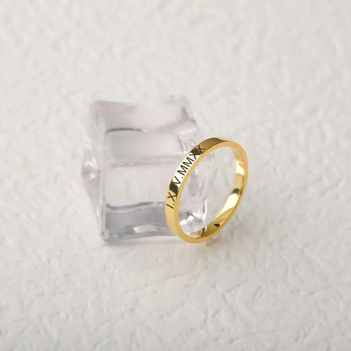 Wedding Rings Custom Word Inside Outside Engrave Ring Dainty Name Personalized Stacking Unisex Promise Memorial Anniversary Gifts 231005