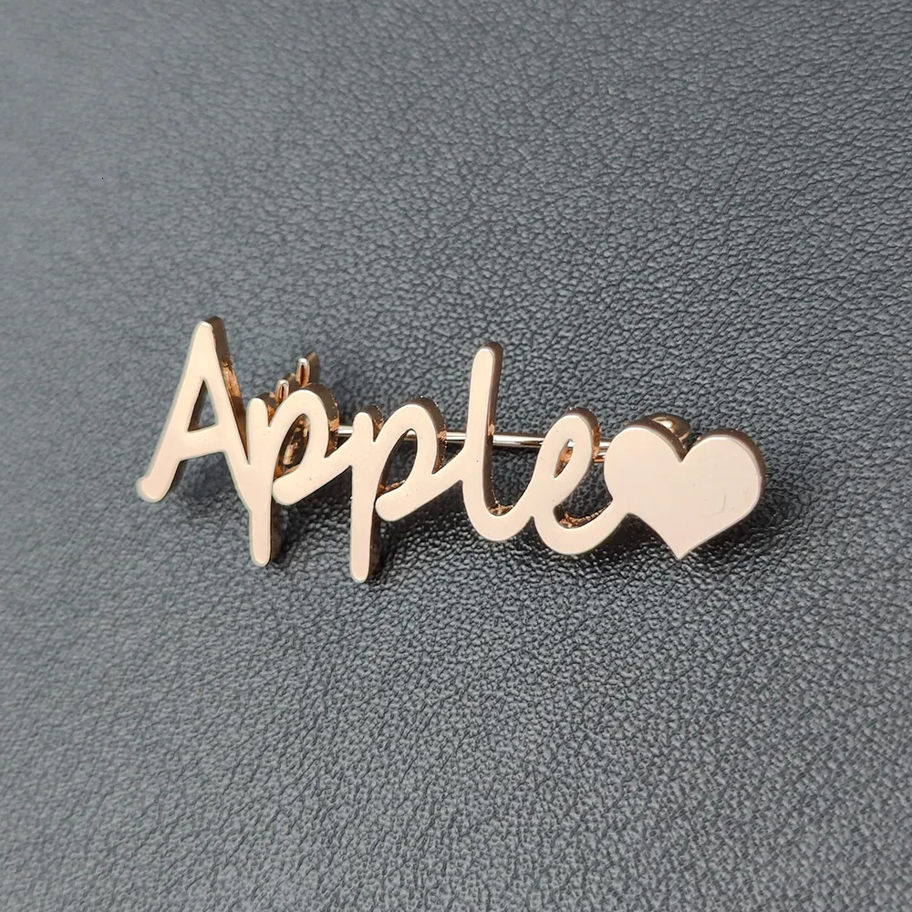 Pins Brooches Custom Brooch Personalized Stainless Steel Name Nameplate Brooch Meeting Attendance Wedding Gift 231005