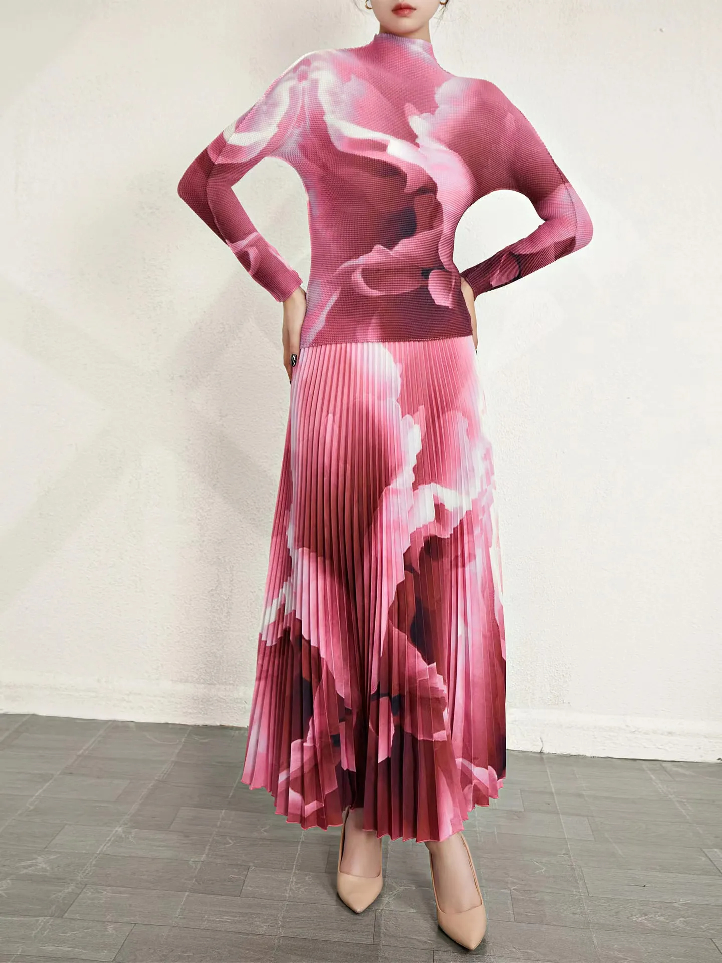 Two Piece Dress Pleated Suit for Women Autumn Gradient Printing Long Sleeve High Neck Top + High Waist Midi Skirt Two Pieces Set 2024