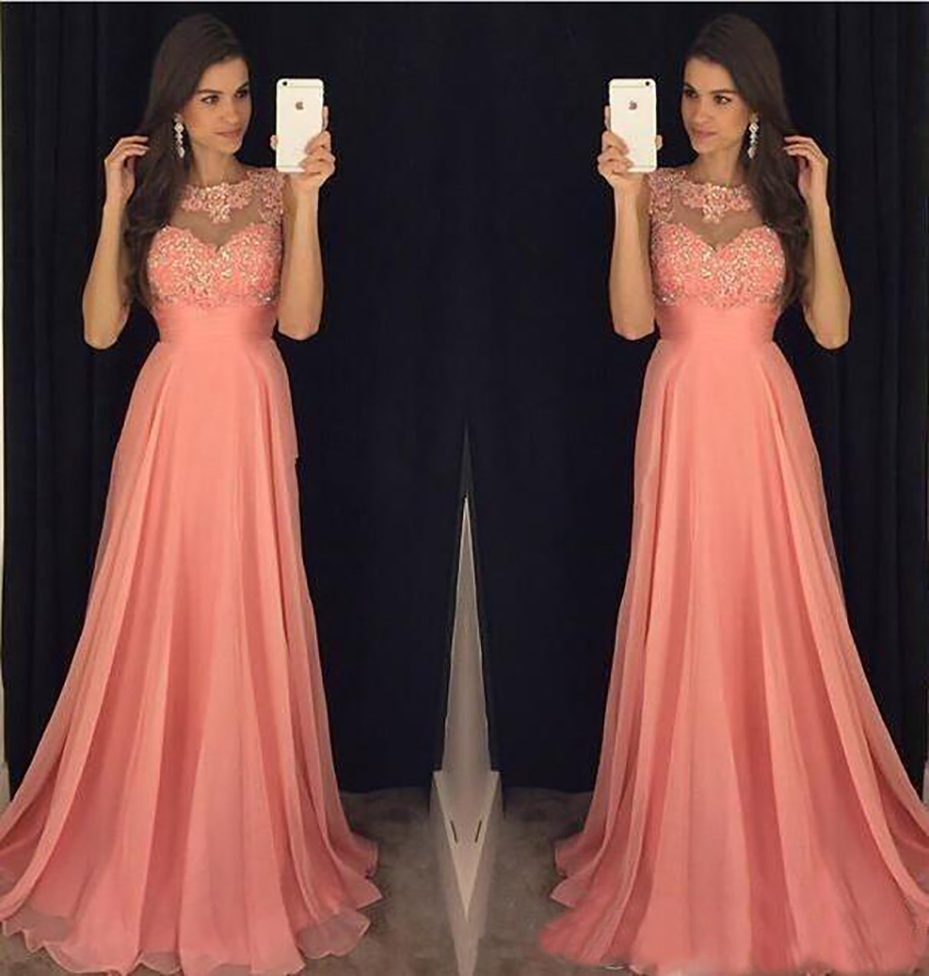 2023 Plus Size Coral Pink A Line Bridesmaid Dresses Chiffon Jewel Neck Lace Appliques Beaded Floor Length Maid of Honor Bridal Party Gowns