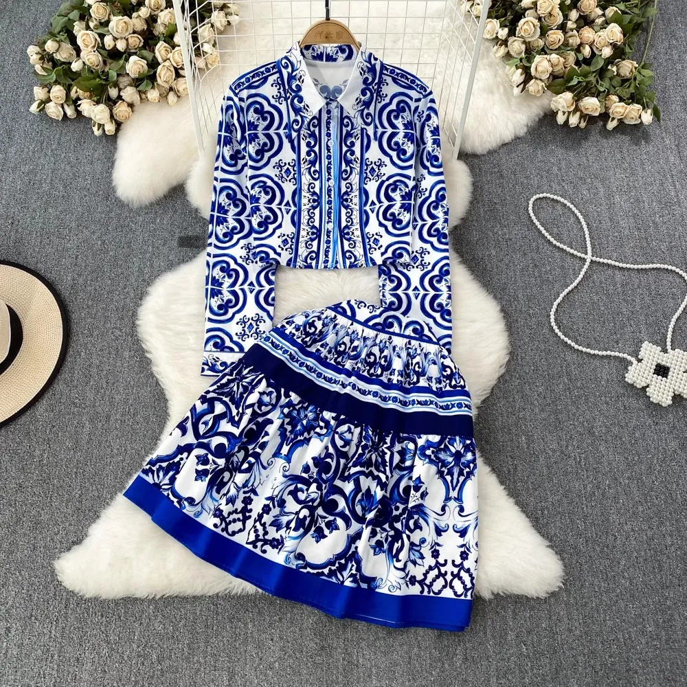 Two Piece Dress Spring Autumn Runway Blue And White Porcelain Print 2 Piece Sets Women Fashion Luxury Print Shirt Top Pleated Mini Skirt Suit 2024