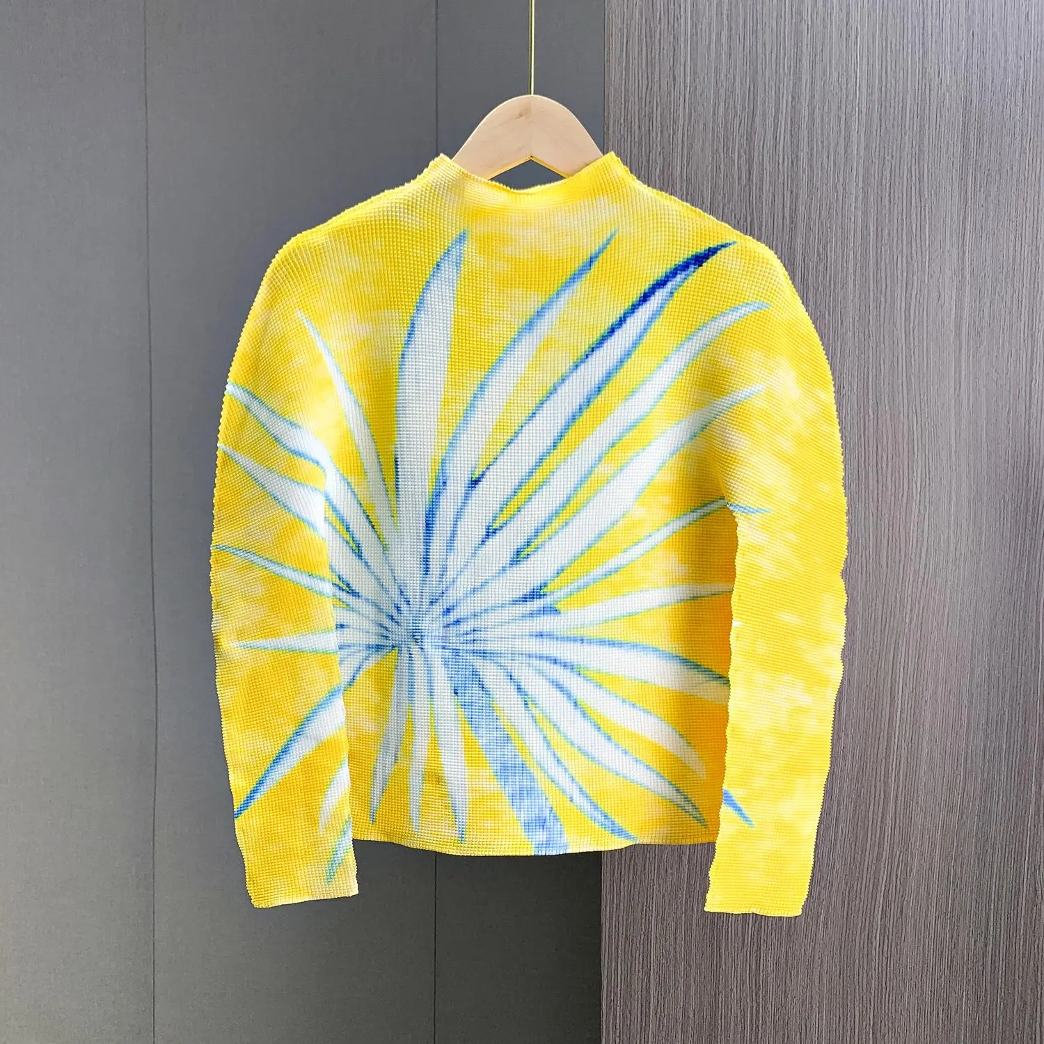 Two Piece Dress 2 Piece Sets Women Outfits Autumn Stretch Slimming Miyake Pleated Long Sleeve Vintage Printed Tops Long Skirt Suits 2024