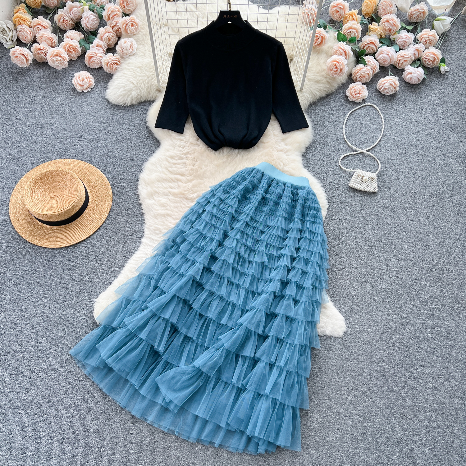 Autumn Womens Two Piece Dresses Women O-Neck Solid Knitting Black Tops High Waist A-E Multilayer Cascading Skirt Suit Runway 2 Pieces Matching Set 202