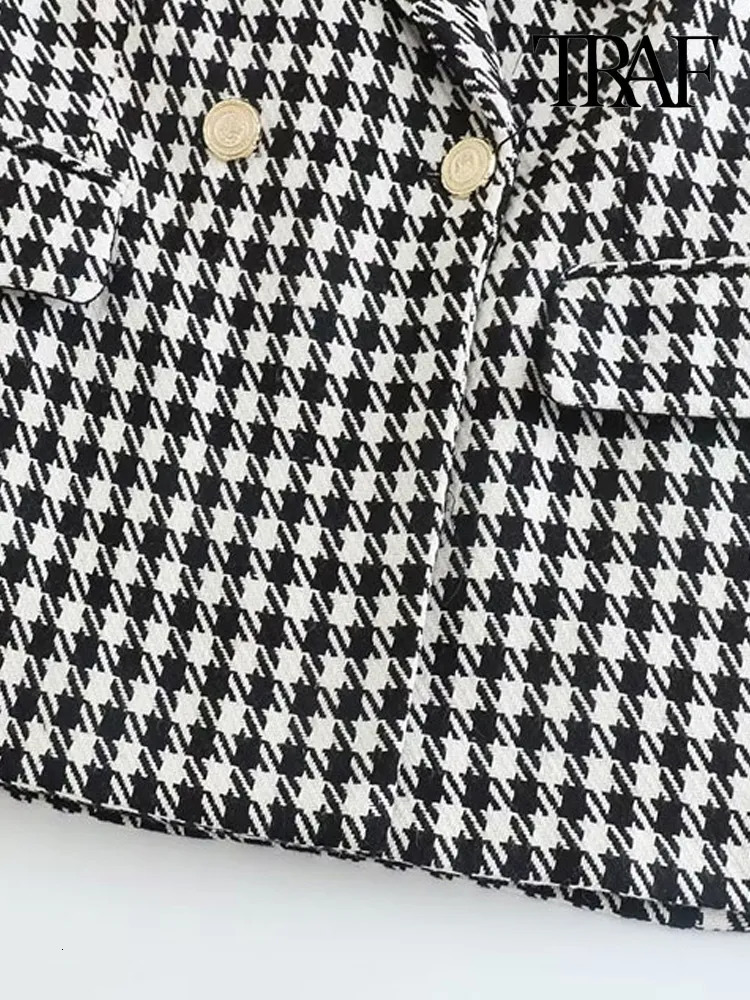 Women's Suits Blazers TRAF Women Fashion Double Breasted Houndstooth Blazer Coat Vintage Long Sleeve Flap Pockets Female Outerwear Chic Vestes 23