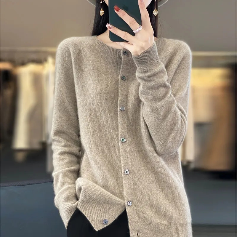 Womens Knits Tees 100% wool knit cardigan jacket womens Gui Huazhen round neck top 231005