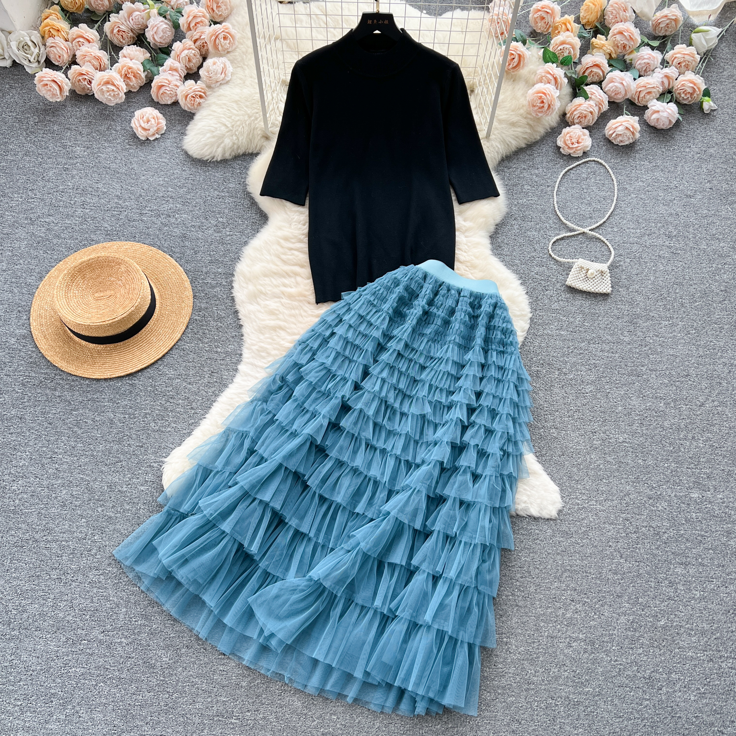 Autumn Womens Two Piece Dresses Women O-Neck Solid Knitting Black Tops High Waist A-E Multilayer Cascading Skirt Suit Runway 2 Pieces Matching Set 202