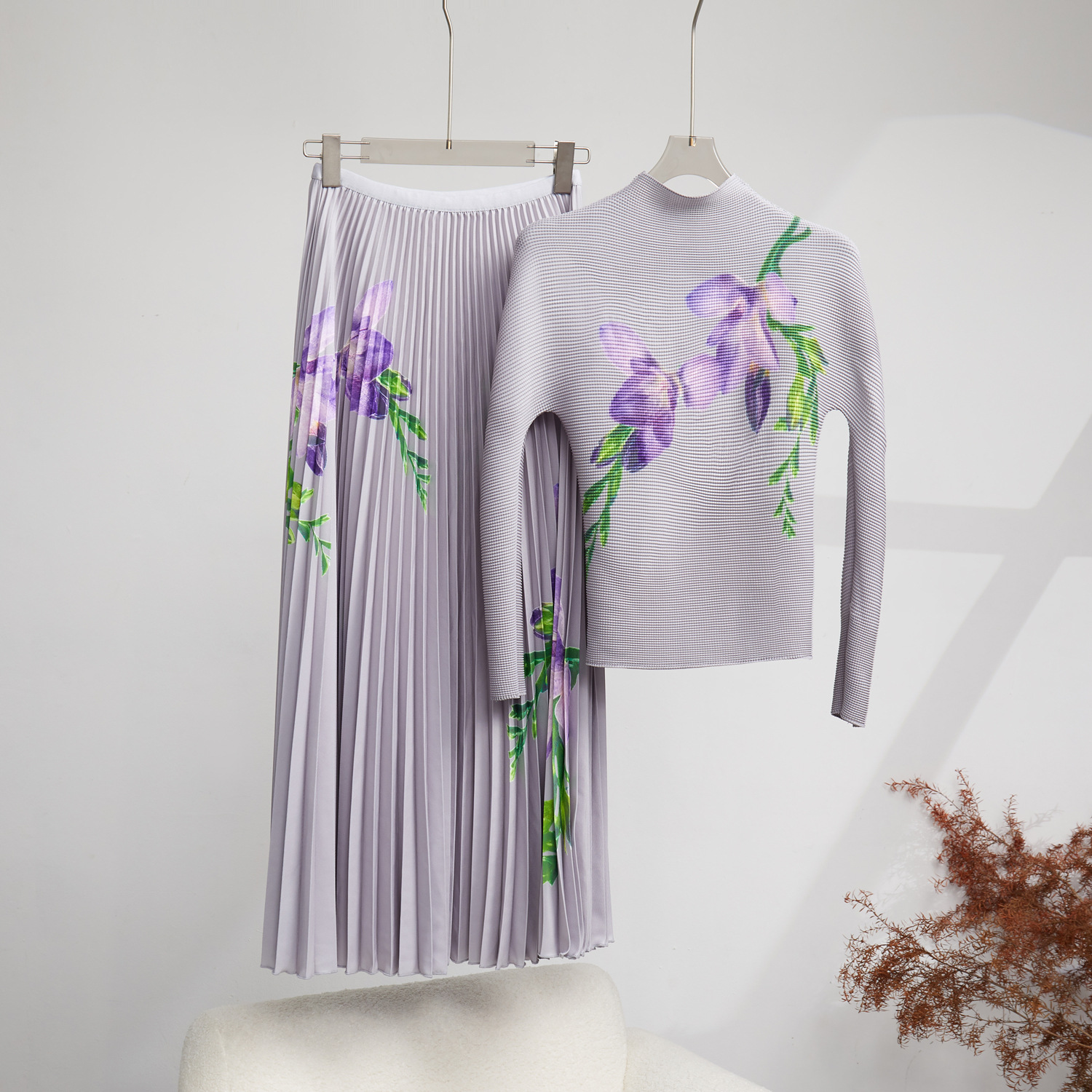 Two Piece Dress Runway 2 Pieces Set Miyake Pleated Suit Summer Womens Turtleneck Long Sleeve Flower Print All Match Slim Tops Skirt Set