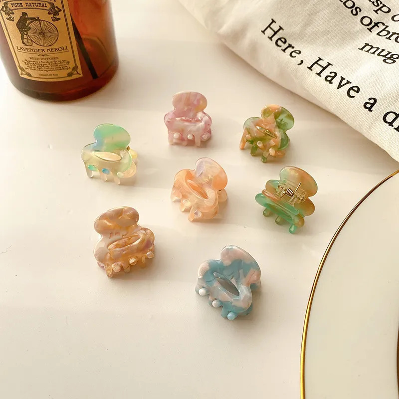 Hair Clips Barrettes Korean Acetate Mini Claw Clip Hollow Small Crab for Girl Accessories Hairpin Women Bangs Broken 231005