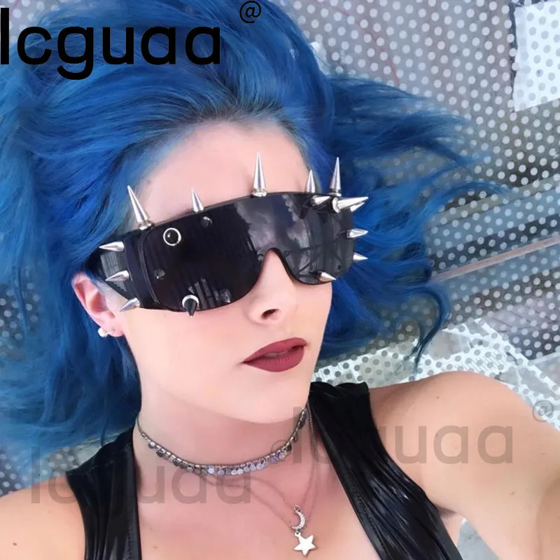 Sunglasses Frames Steampunk Rivet Spike Wild Rock Bar Goggle Men Y2k Punk Sun Glasses Metal Futuristic Zonnebrillen Dames 231005