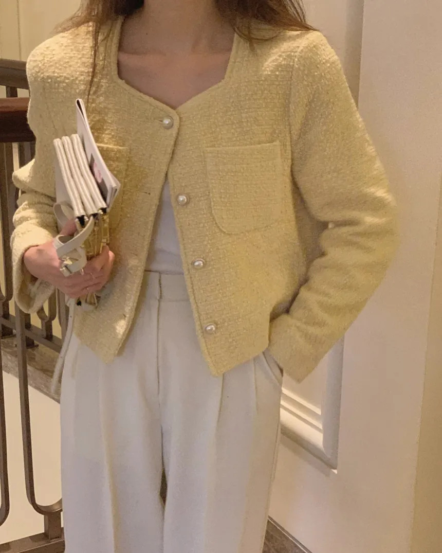 Women's Jackets Korean square neck pearl pocket decoration long sleeved tweed jacket 231006