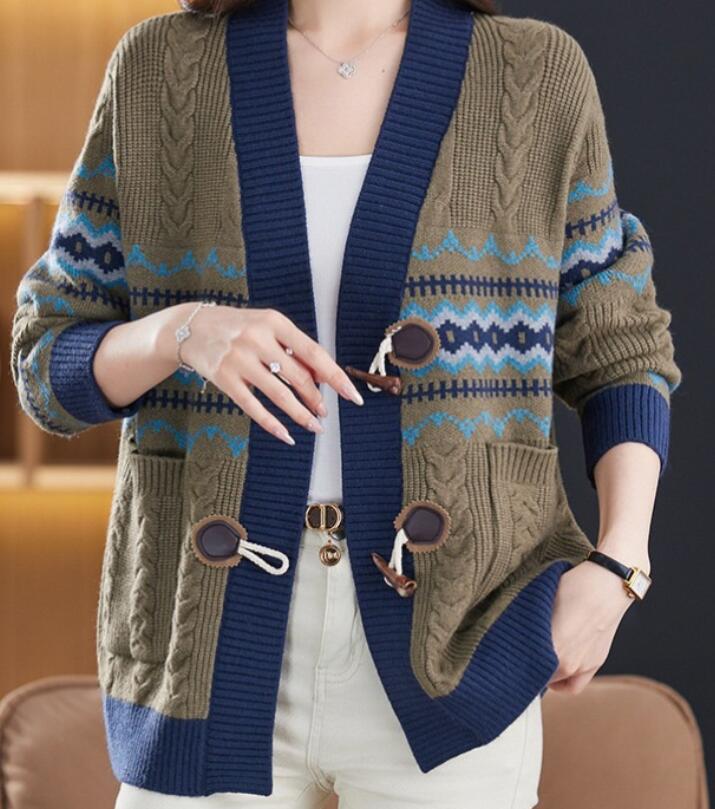 Women's Sweater 2023 Autumn/Winter New Jacquard Women's Knitwear Cardigan V-neck Short Women's Coat