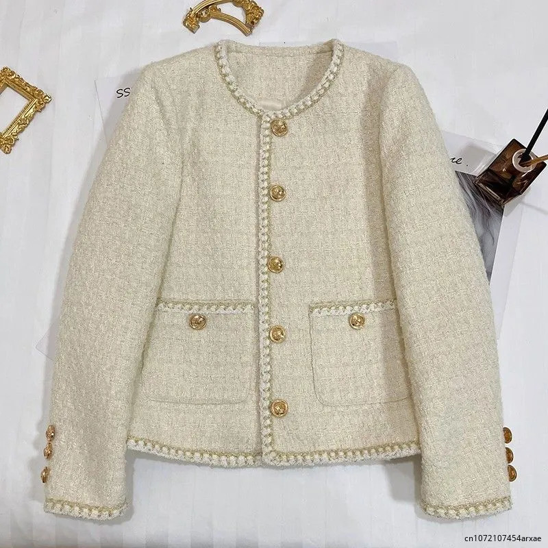 Women's Jackets Elegant Spring Autumn Round Neck Woolen Coats Women Korean Fashion Office Lady Coats Beige Chic Button Short Tweed Jacket 231006