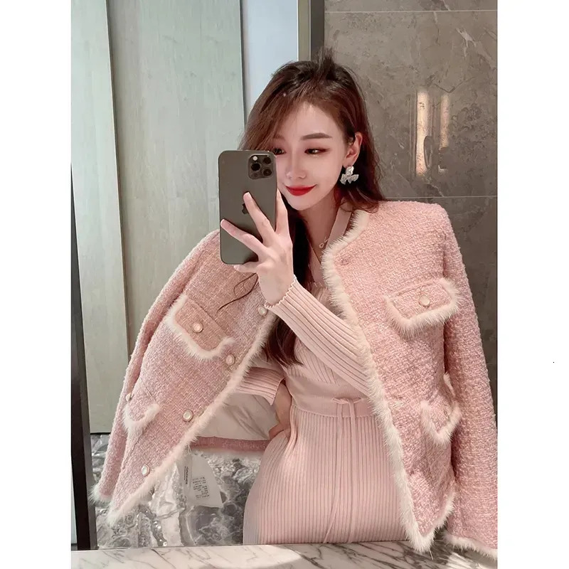 Women's Jackets Elegant Pink Single-breasted Spliced Fur Plaid Tweed Short Coat Korean Fashion O-collar Outwear Casual Loose Long Sleeve Jackets 