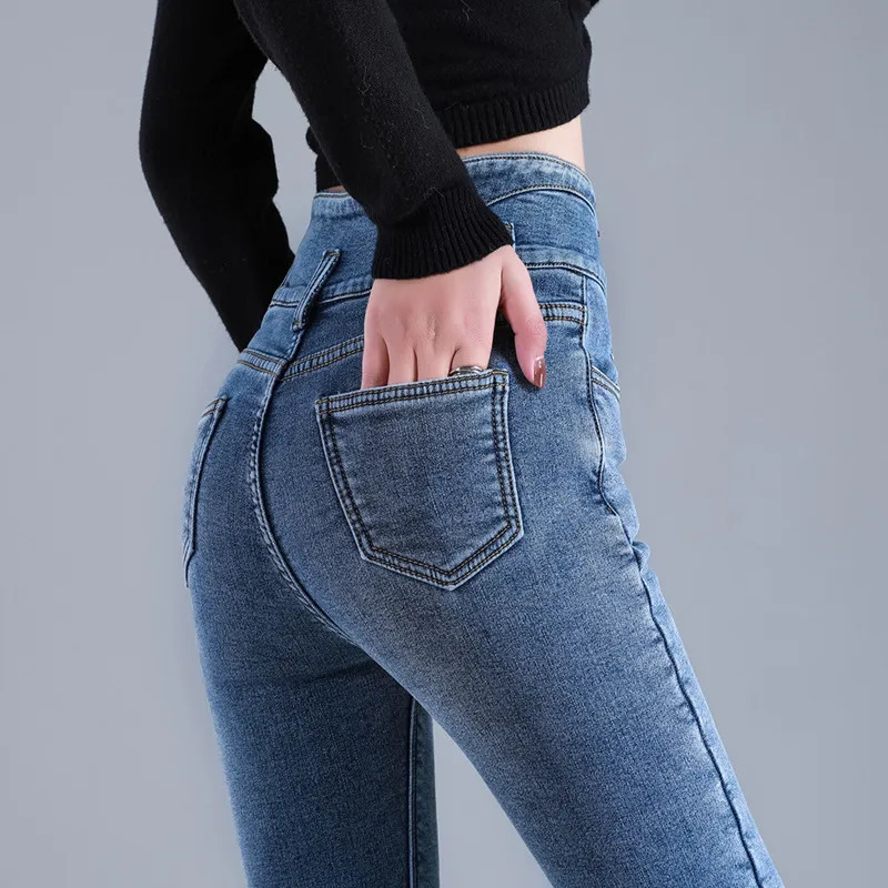 Womens Jeans Women Thermal High Waist Winter Snow Warm Plush Stretch Lady Skinny Thicken Students Denim Pants Fleece Fur Trousers 231005