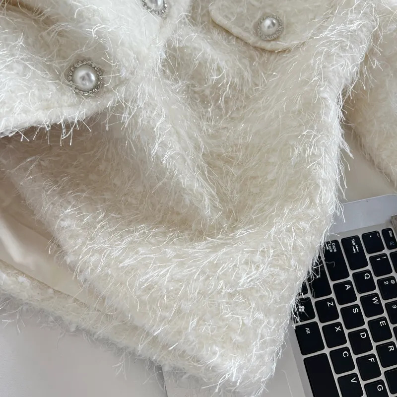 Women's Jackets French Pearl Collar White Sweet Women Coat Small Fragrance Elegant Chic Basic Korea Warm Autumn Loose Casual Winter Woolen Coat 2
