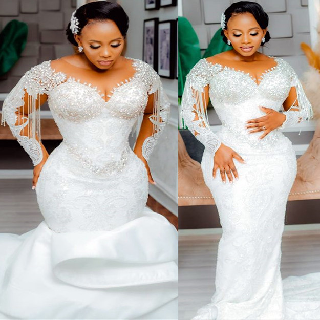 2025 Oct Arabic Aso Ebi Plus Size Mermaid White Wedding Dress For Bride Beaded Crystals Satin Sequined Lace Bridal Gowns Dresses
