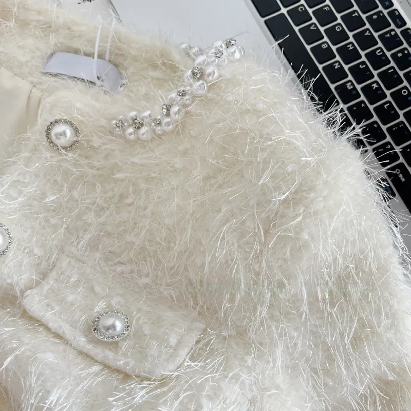 Women's Jackets French Pearl Collar White Sweet Women Coat Small Fragrance Elegant Chic Basic Korea Warm Autumn Loose Casual Winter Woolen Coat 2