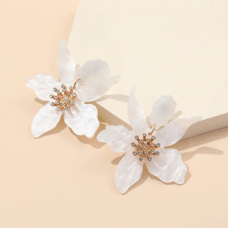 Charm Long Resin Acrylic Flower Earrings for Women Trendy Jewellery Big Rhinestone Drop Earrings Korean Fashion Wedding Gifts 231006