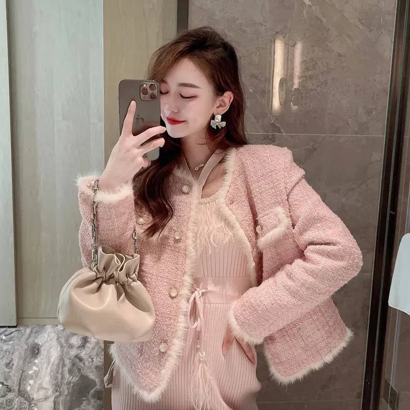 Women's Jackets Elegant Pink Single-breasted Spliced Fur Plaid Tweed Short Coat Korean Fashion O-collar Outwear Casual Loose Long Sleeve Jackets 
