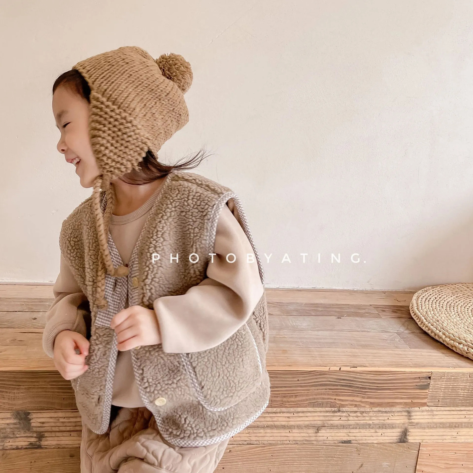 Waistcoat Winter Warm Kids Vest Solid Baby Sleeveless Lamb Wool Coat Children Thicken Vest Cotton Girls Windproof Vest Children Jacket 231005