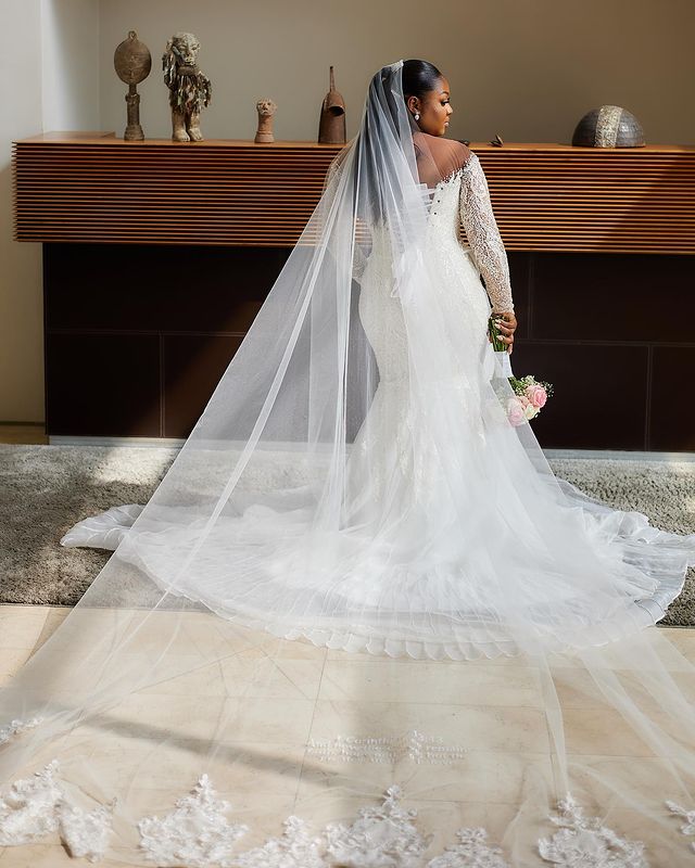 2023 Oct Arabic Aso Ebi Plus Size Mermaid White Wedding Dress Sequined Lace Beaded Bridal Gowns Dresses ZJ4044