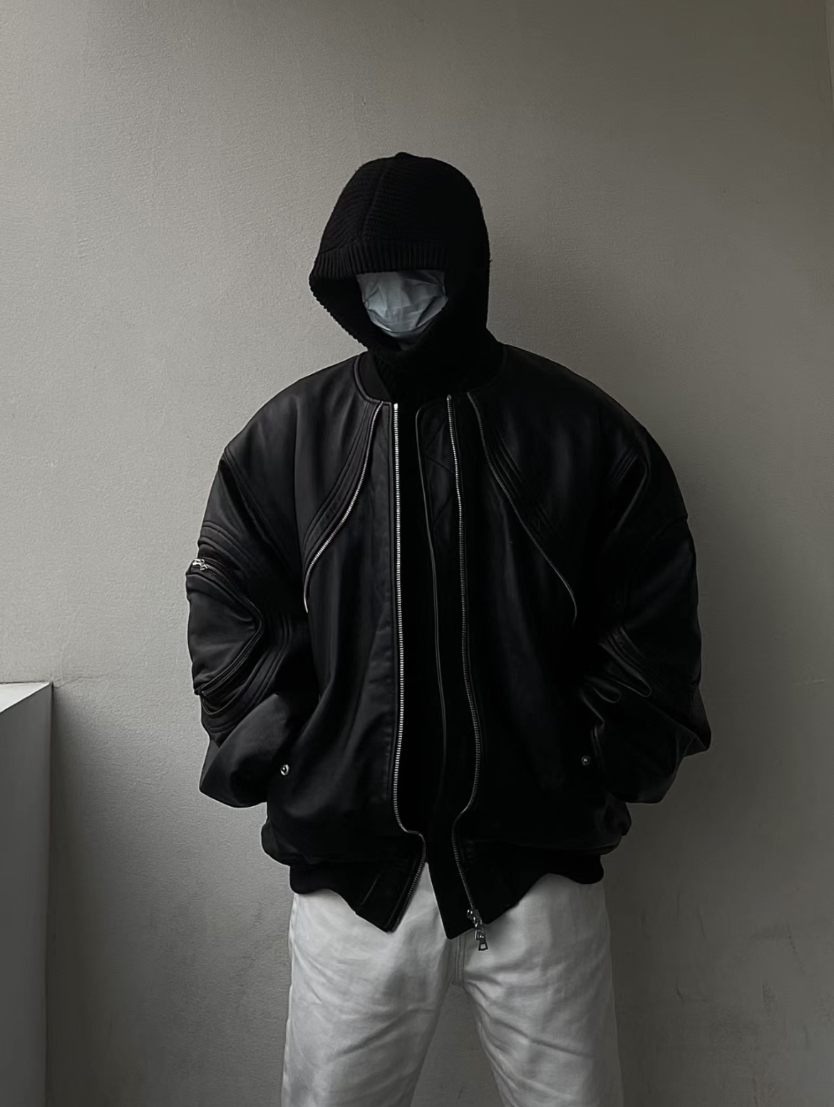 Fashion Brand Far.ARCHIVE Men Tops Loose Fitting Leather Jacket with Trendy Round Arm Curved Zipper Casual Jacket