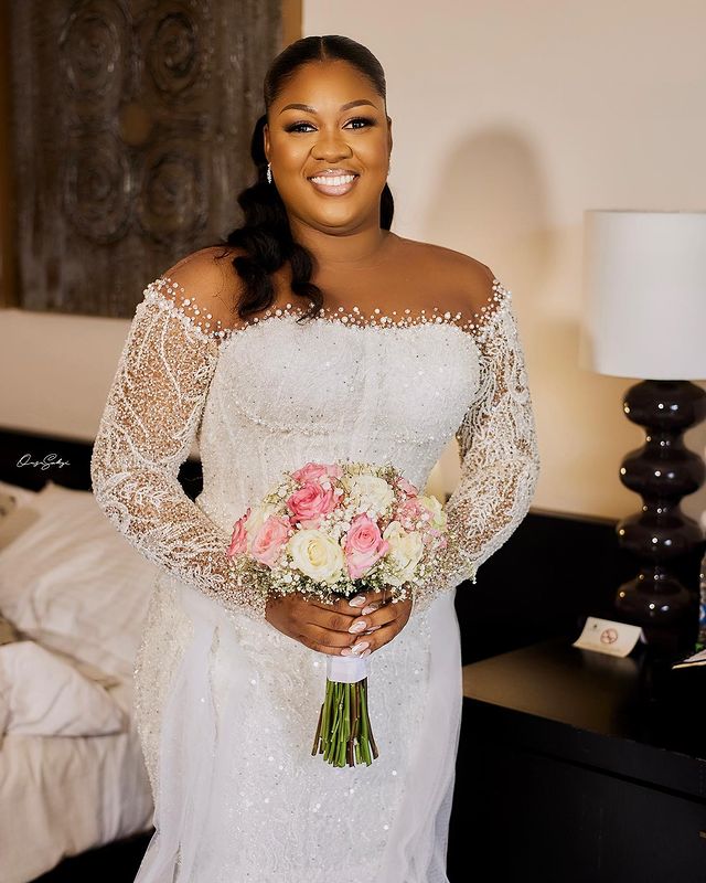 2023 Oct Arabic Aso Ebi Plus Size Mermaid White Wedding Dress Sequined Lace Beaded Bridal Gowns Dresses ZJ4044