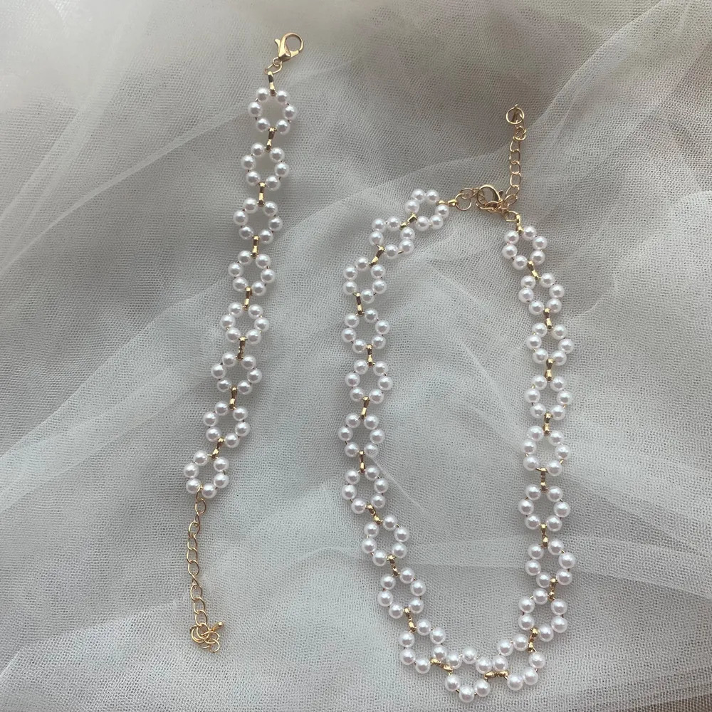 Chokers Elegant Flower Pearl Necklace Vintage Neck Chokers For Women Trend Beautiful Neck Chain Unusual Decorations Fashion Jewelry 231006