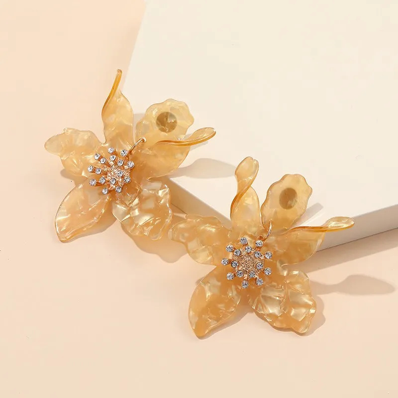 Charm Long Resin Acrylic Flower Earrings for Women Trendy Jewellery Big Rhinestone Drop Earrings Korean Fashion Wedding Gifts 231006