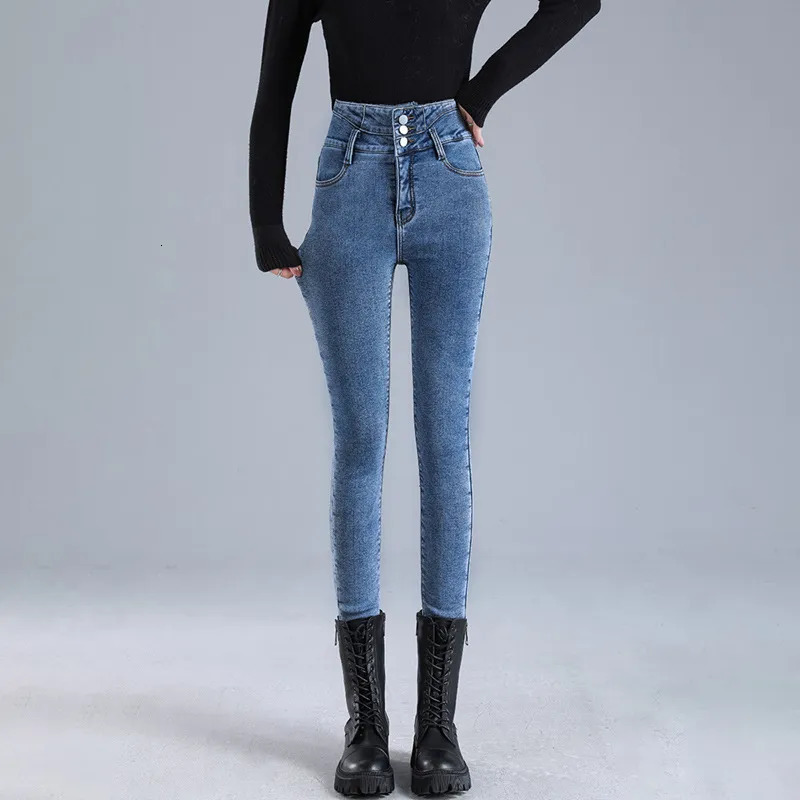 Womens Jeans Women Thermal High Waist Winter Snow Warm Plush Stretch Lady Skinny Thicken Students Denim Pants Fleece Fur Trousers 231005