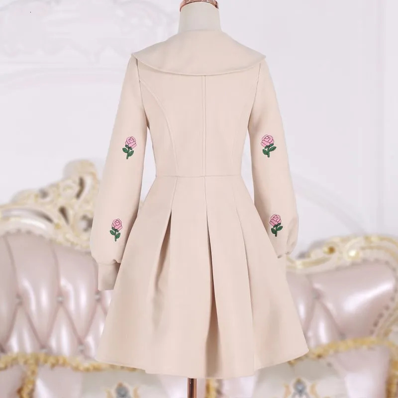 Women's Wool Blends Beige Embroidered Long Sleeved Woolen Jacket Women's Coat Slim Fit Medium Length Jacket Winter Thickened Style 231006