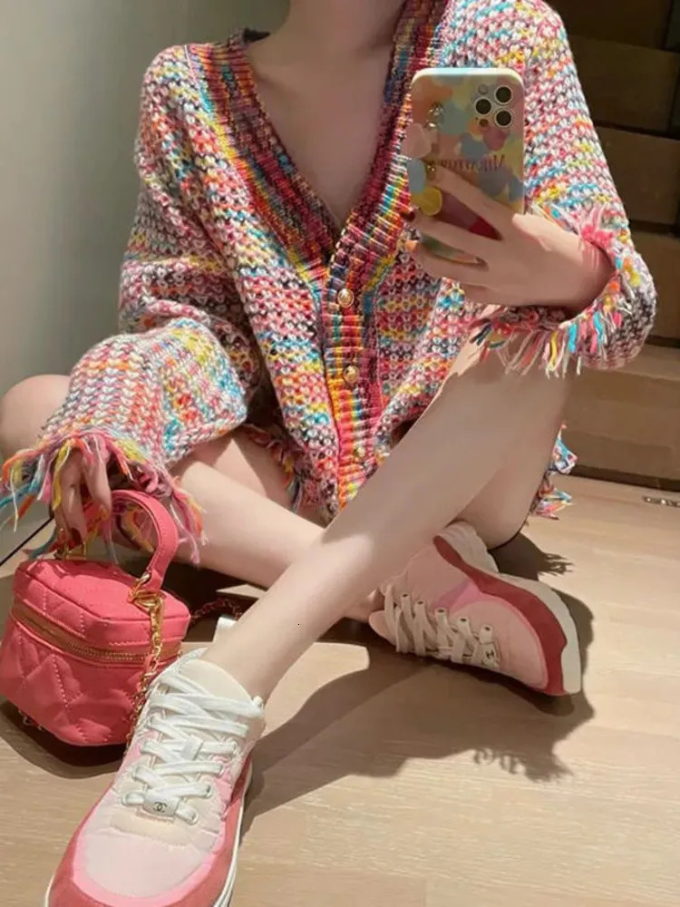 Women's Knits Tees Autumn Rainbow Color Knitted Sweater Women Fashion Tassel Decoration Cardigan Vintage Single-Breasted Causal Tops 231006