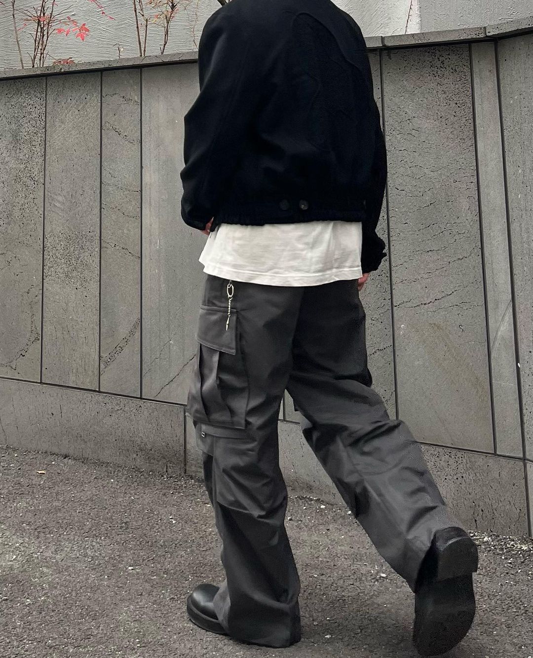 Original Yiyae 23ss 91yxng Grey Cargo Pleated Wide Leg Micro Flared Straight Casual Pants for Men Fashion Loose Causal Pants
