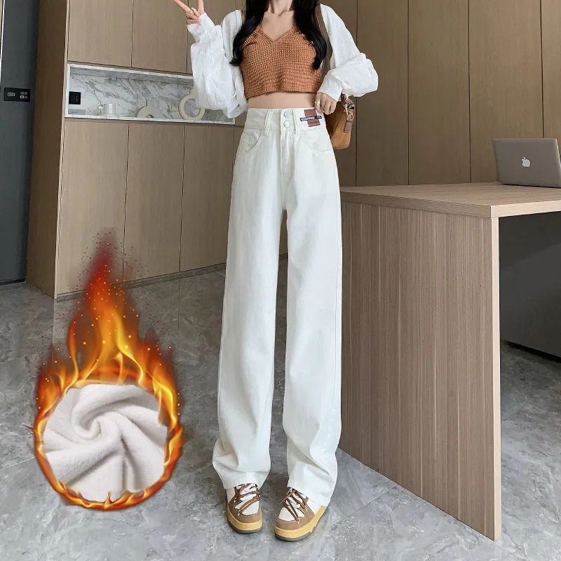 Womens Jeans Winter Warm Fashion Slim Thicken Fleece Flared Pants High Waist Elastic Skinny Velvet Plus Length Female 231005