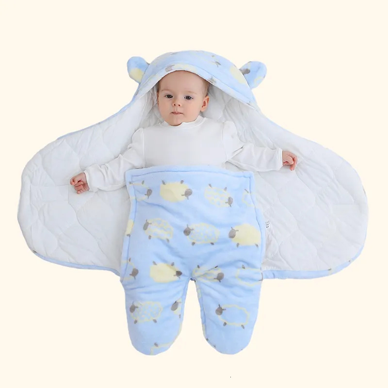 Sleeping Bags Autumn Winter Baby Bag Soft Fluffy born Sleepsack Swaddle Wrap Blankets Envelope Fleece Infant Bedding Items 231007