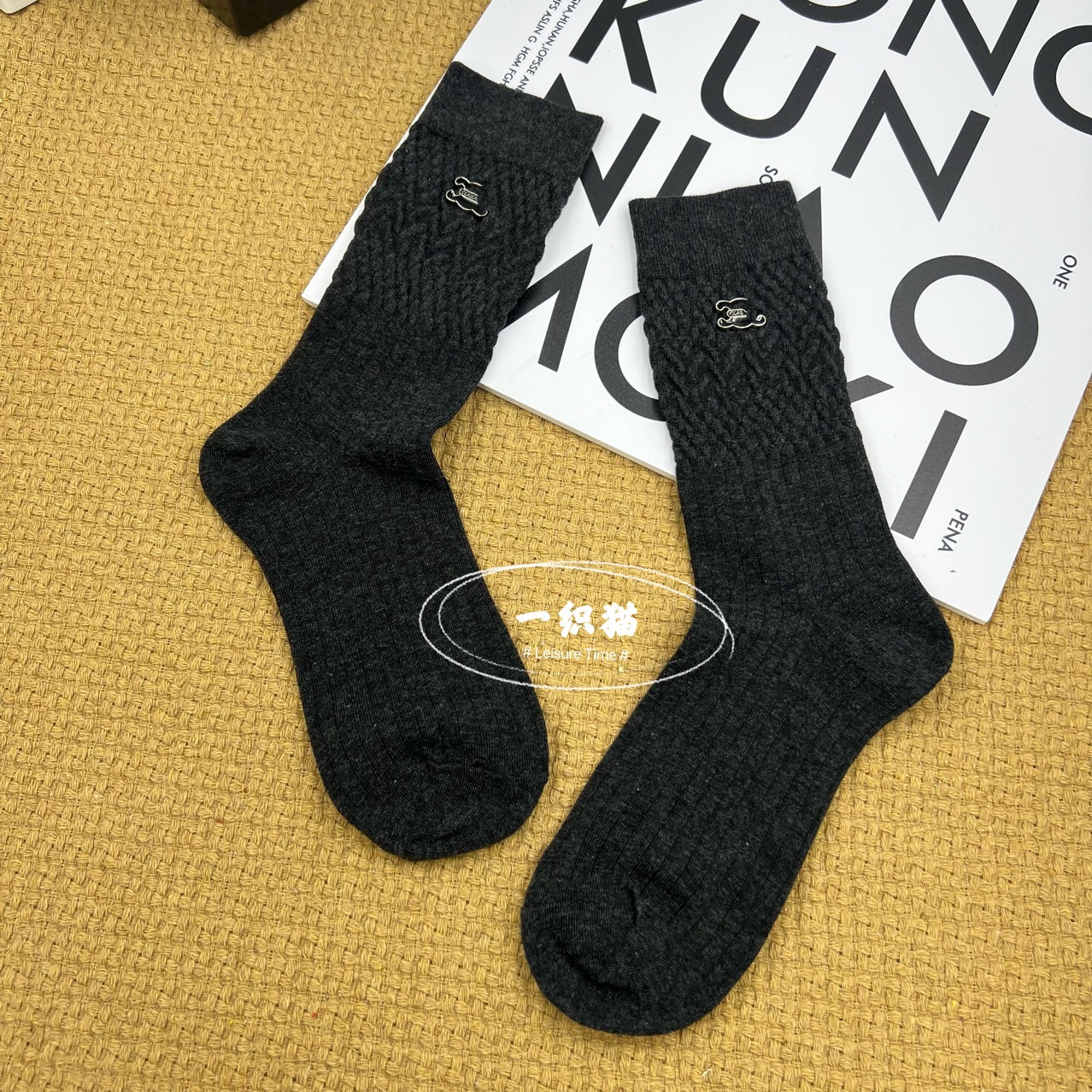 New European Goods Socks Women's Bubble Cotton Metal Label Personalized Mid-Calf Length Sock Tide Brand Net Red Tide Socks Bunching Sock