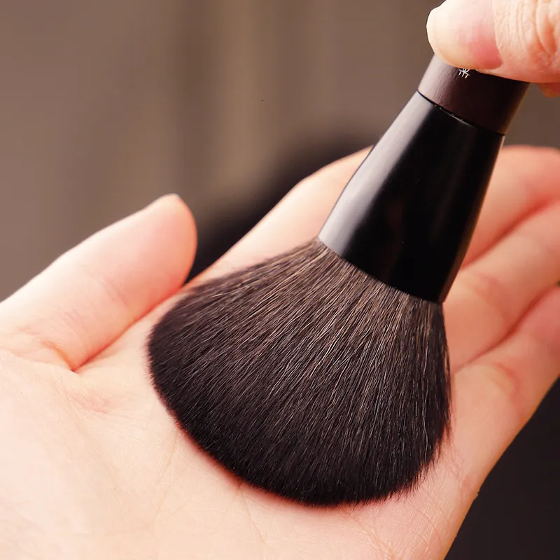 Makeup Tools MyDestiny Brush8Pcs Natural Hair High Quality Brushes KitPortable Short Handle Brush SetPowder Eyeshadow Blusher 231006